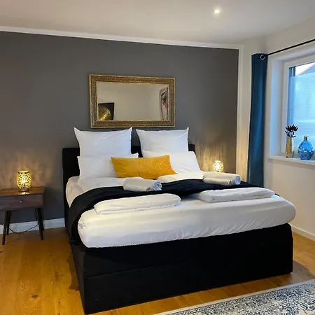 شقة 90m2 Loft I Kaffee I Terrasse I E-parkplatz I 65' Smart Tv