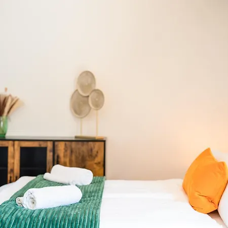 Yaystay - Comfy Lofts In