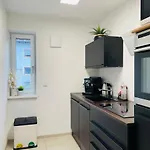 Yaystay - Comfy Lofts In דירה *