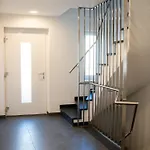 Yaystay - Comfy Lofts In