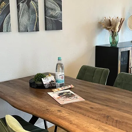 Uniqe I 90qm I Terrasse Apartment *