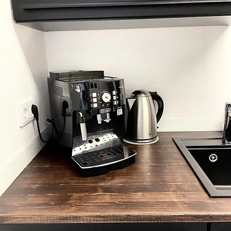 90m2 Loft I Kaffee I Terrasse I E-parkplatz I 65' Smart Tv Apartment Rosenheim