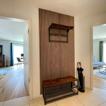 90m2 Loft I Kaffee I Terrasse I E-parkplatz I 65' Smart Tv Apartment *